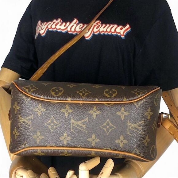 Auth LOUIS VUITTON BLOIS Monogram Crossbody Shoulder Bag w/ LV DUST BAG & COA - Picture 10 of 17
